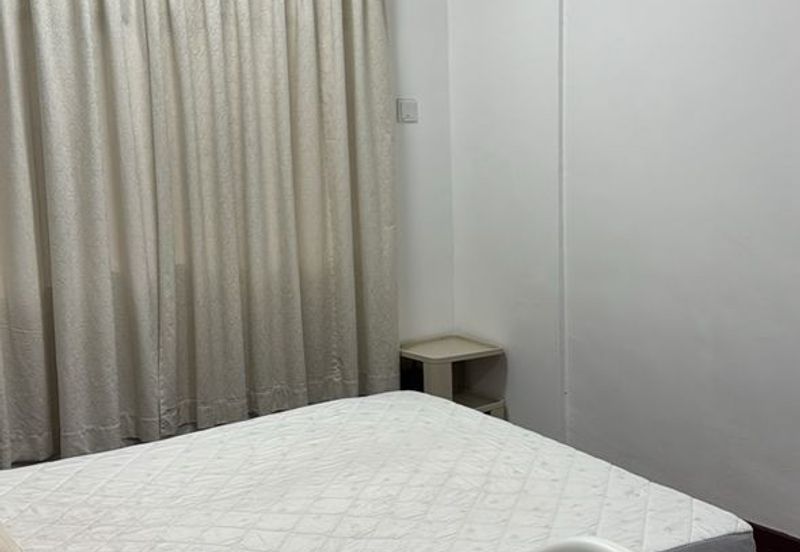 Anjung Hijau (Greenfield Apartment)