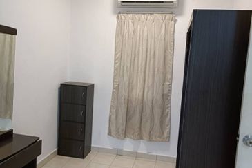 Anjung Hijau (Greenfield Apartment)
