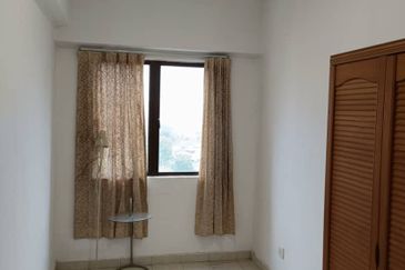 Anjung Hijau (Greenfield Apartment)