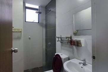 City of Green Condominium