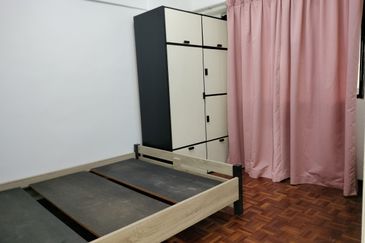 Anjung Hijau (Greenfield Apartment)