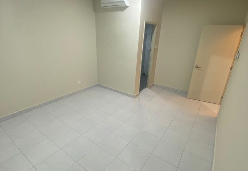 Impiana Sky Residensi @ The Earth