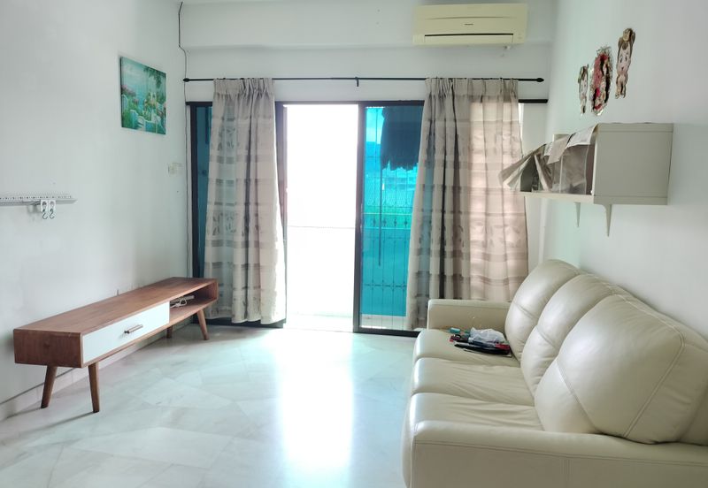 Happy Garden Townhouse