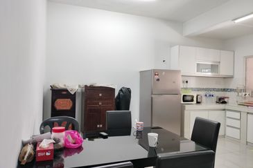 Happy Garden Townhouse