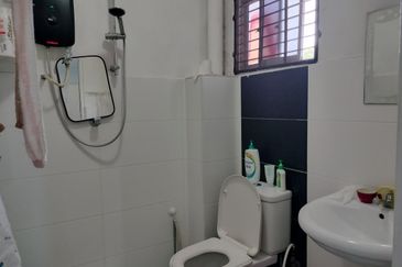 Happy Garden Townhouse