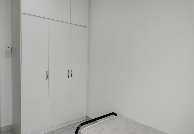 Impiana Sky Residensi @ The Earth