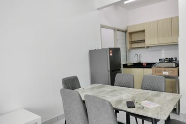 Impiana Sky Residensi @ The Earth