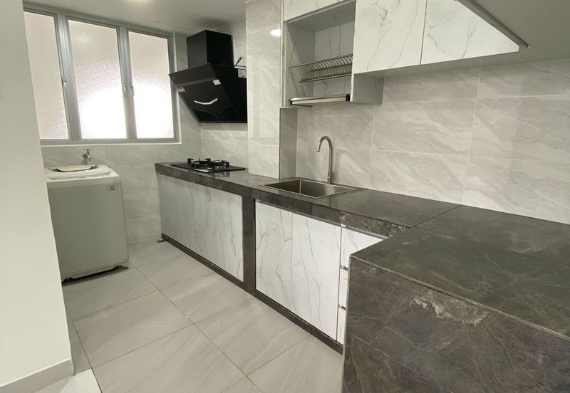 Impiana Sky Residensi @ The Earth