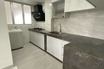 Impiana Sky Residensi @ The Earth