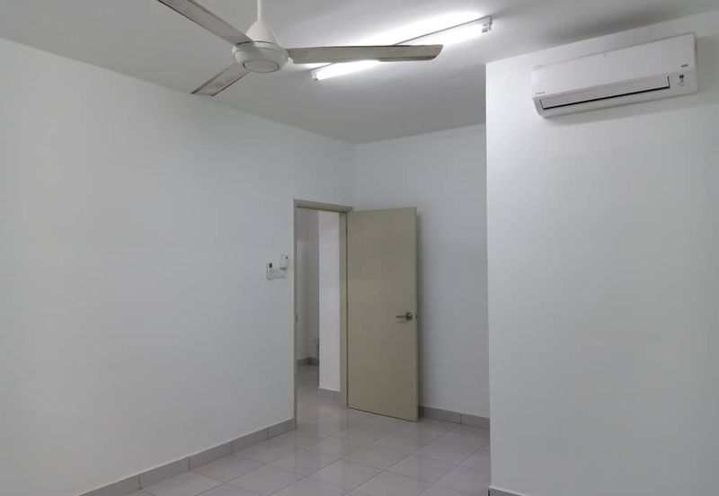 Impiana Sky Residensi @ The Earth