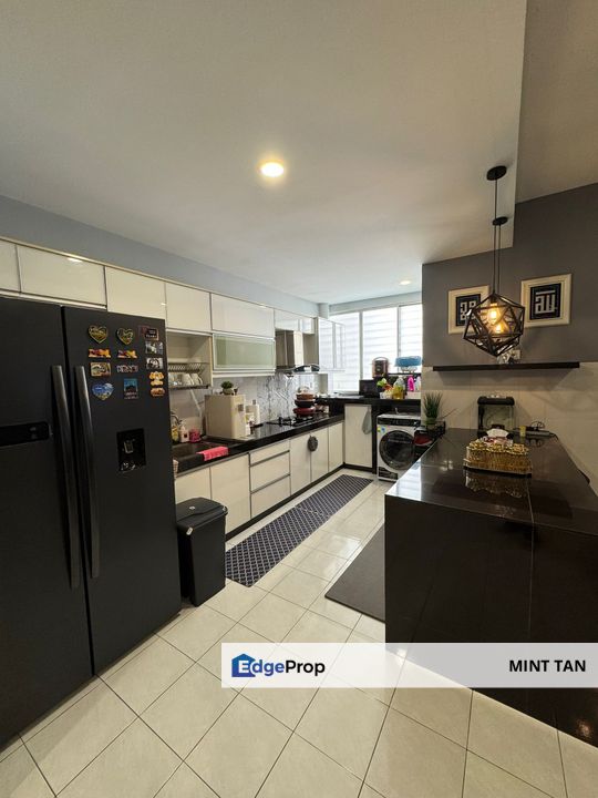 162 Residency Selayang Non Bumi Ideal First Home Move-In Ready Spacious 3 Rooms, Selangor, Selayang