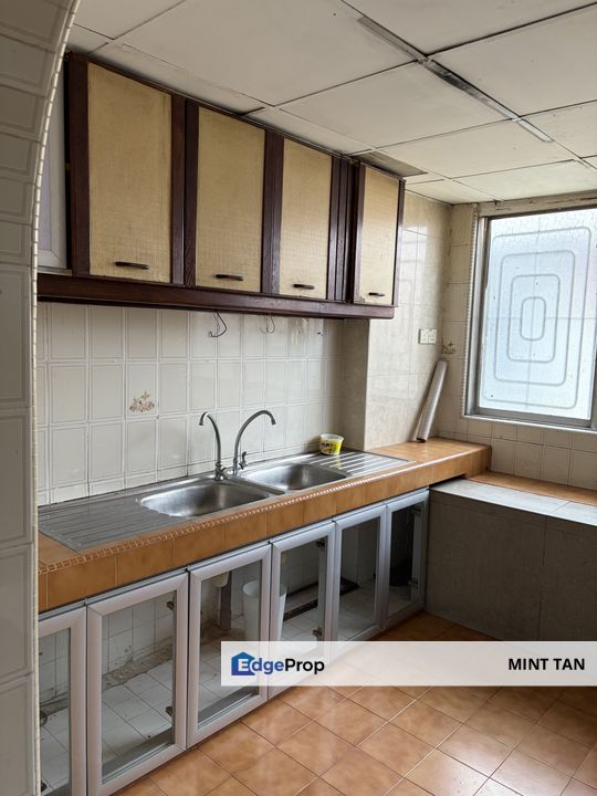 Taman Bukit Kuchai Puchong 1.5 Storey Terrace 20x80 5 Rooms Near Old Klang Road Kinrara Bukit Jalil, Selangor, Bandar Kinrara Puchong