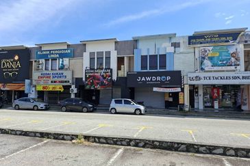 Taman Saujana Utama 3