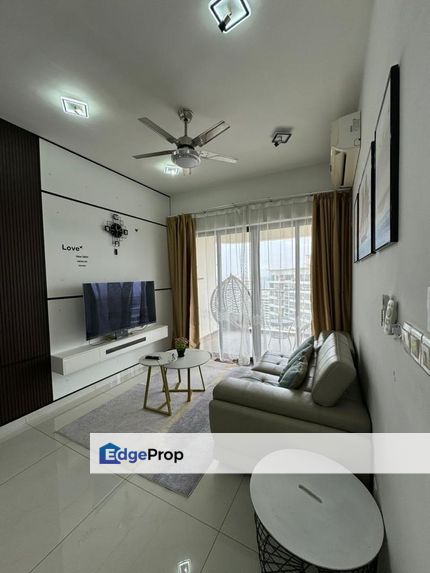 High floor sea view fully furnished 2 bedrooms for rent , Johor, Johor Bahru