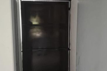 Meridin east pasir gudang single sty shop 