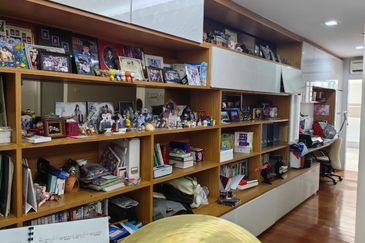 Papillon Desahill Condominium