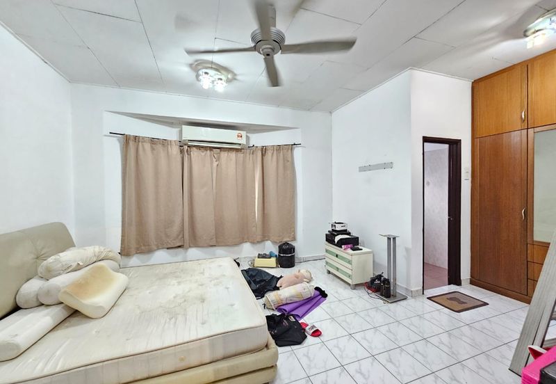 Jalan Bukit Mewah 82