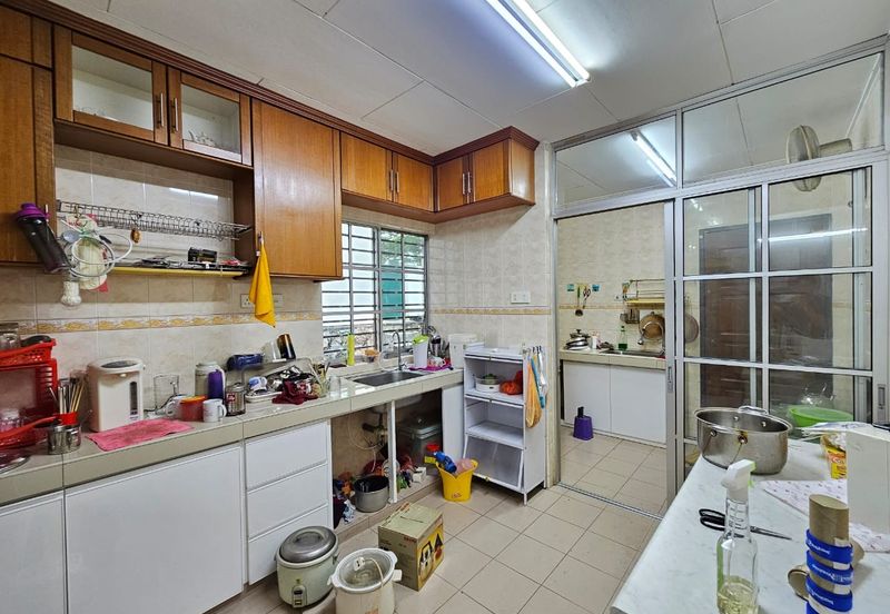 Jalan Bukit Mewah 82