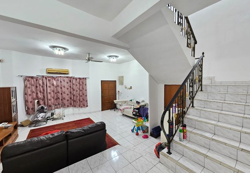 Jalan Bukit Mewah 82