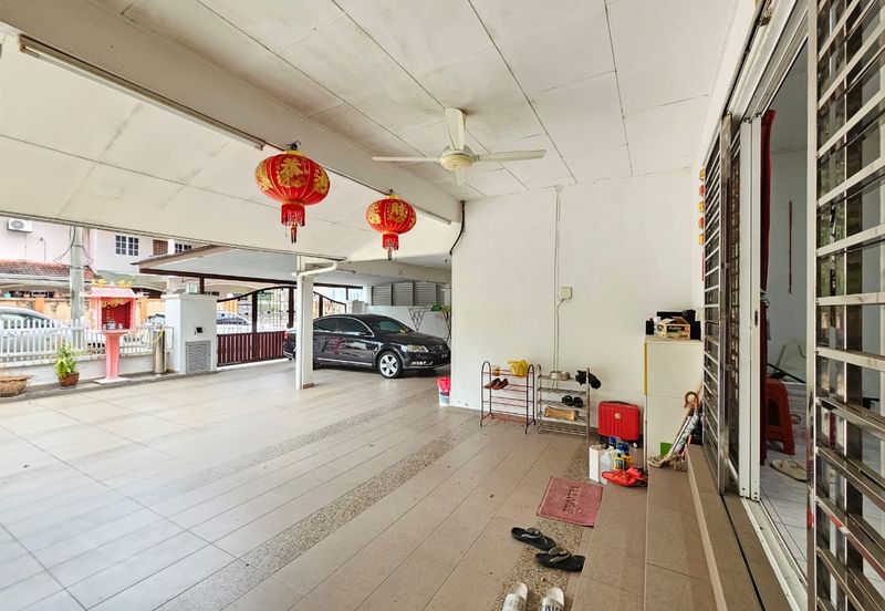 Jalan Bukit Mewah 82