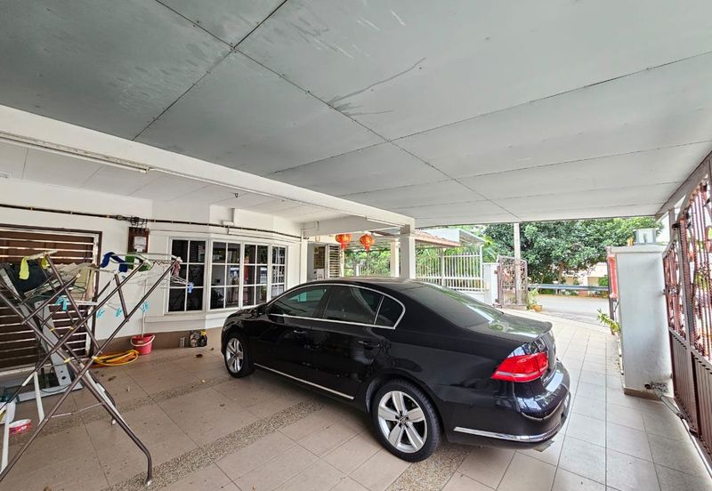 Jalan Bukit Mewah 82