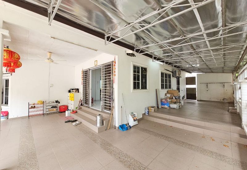 Jalan Bukit Mewah 82