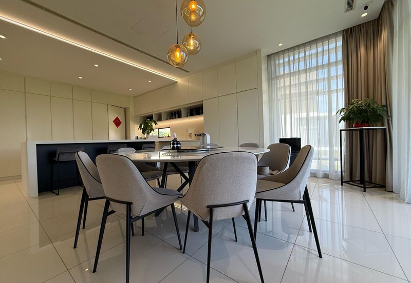 Super Nice 2.5 Storey Bungalow @ Jade Hills Kajang for Sale