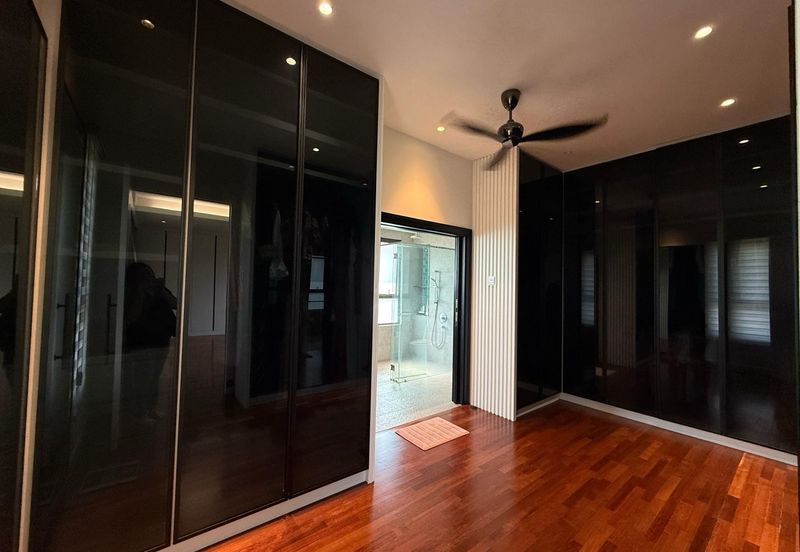 Super Nice 2.5 Storey Bungalow @ Jade Hills Kajang for Sale