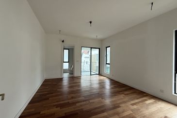 Villa 33, Bukit Manda'rina