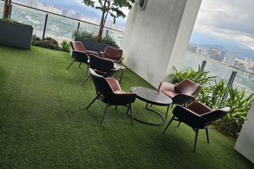 The Luxe by Infinitum