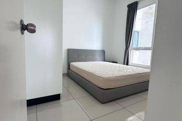 The Pinnacles (Pinnacle Tower)