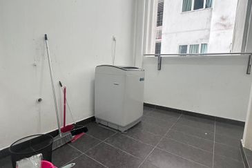 The Pinnacles (Pinnacle Tower)