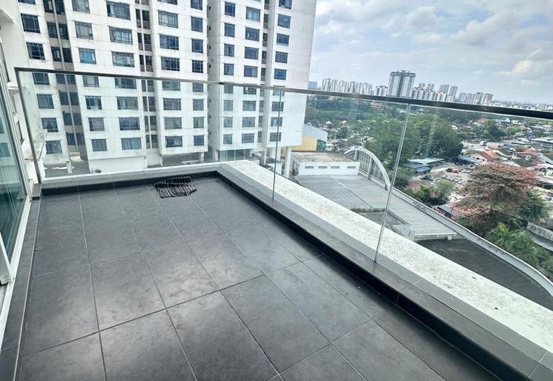 The Pinnacles (Pinnacle Tower)