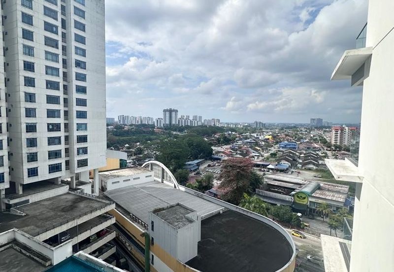 The Pinnacles (Pinnacle Tower)