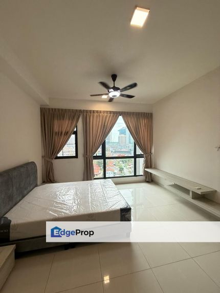 SKS Pavillion Bukit Chargar Ciq Studio Fully Furnished For Rent , Johor, Johor Bahru