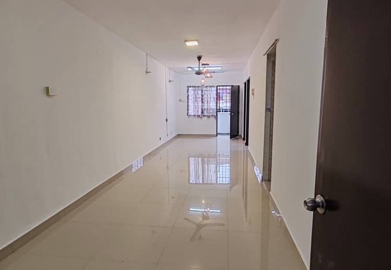 Flat Tasek 64, Bandar Baru Seri Alam