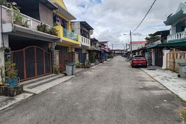 Jalan Duku 17