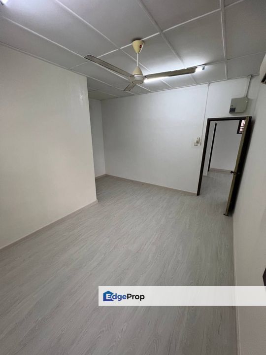 Taman Pelangi Indah Jalan Jelita Double Storey Terrace House For Sale , Johor, Ulu Tiram