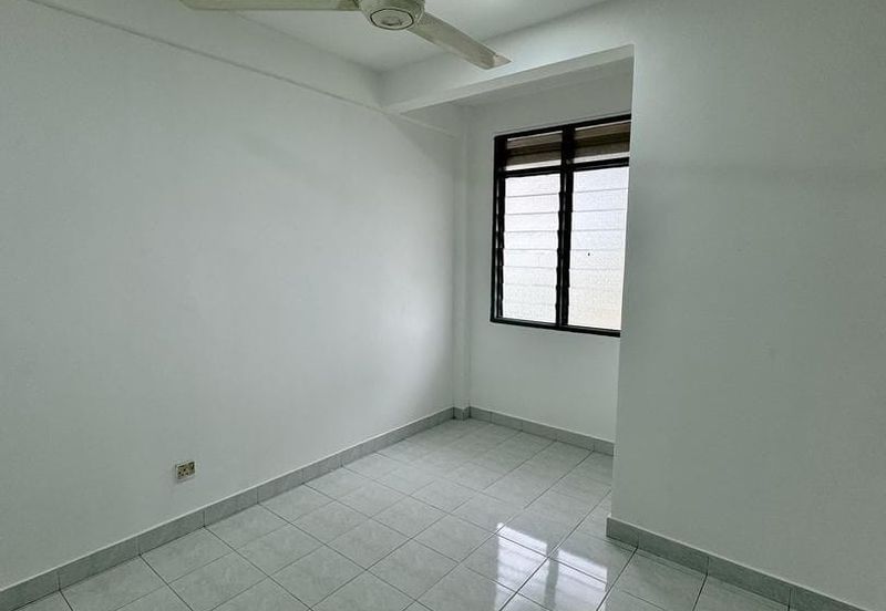Sri Bayu Apartment