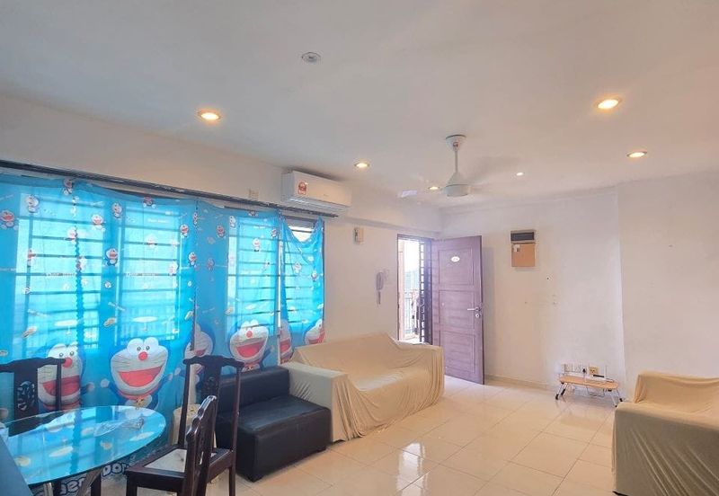 Bangunan Duta Impian (The Embassy Suites)