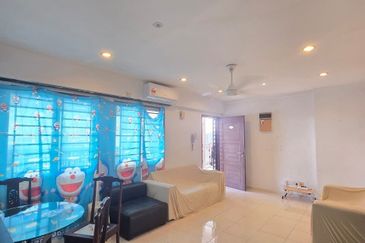 Bangunan Duta Impian (The Embassy Suites)