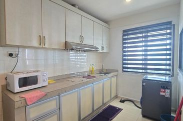 Bangunan Duta Impian (The Embassy Suites)