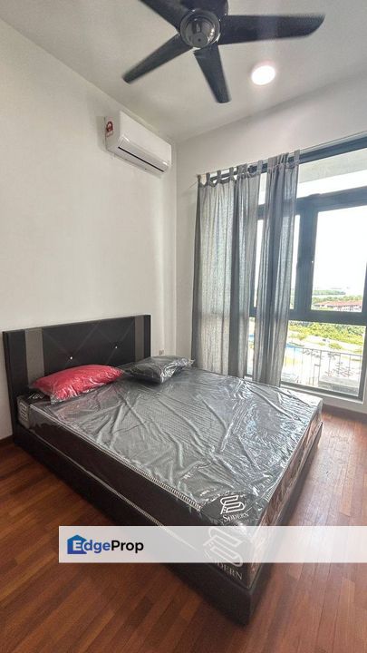 Crescent Bay Suites Bayu Puteri Permas Jaya Johor Bahru CIQ Fully Furnished For Rent , Johor, Johor Bahru