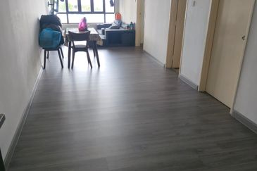 D'Summit Residences @ Kempas Utama