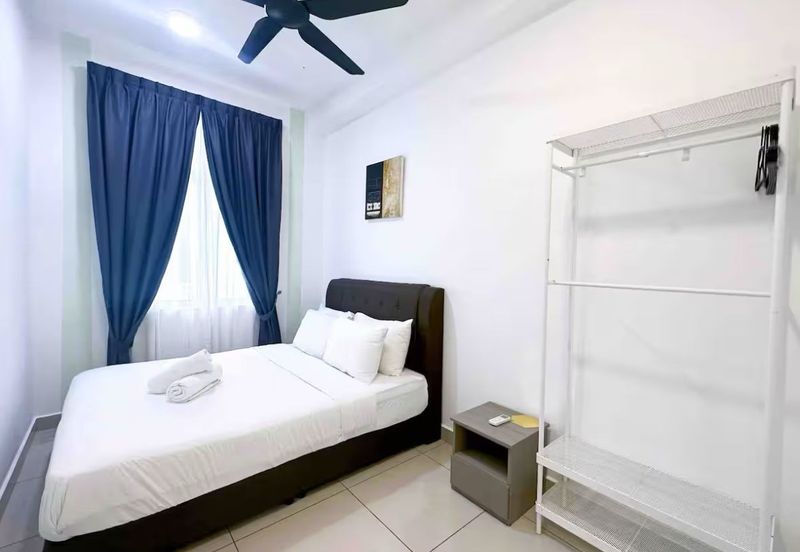 SKS Habitat Apartment, Larkin