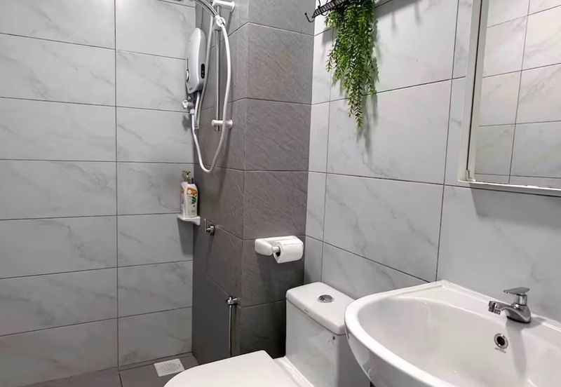 SKS Habitat Apartment, Larkin