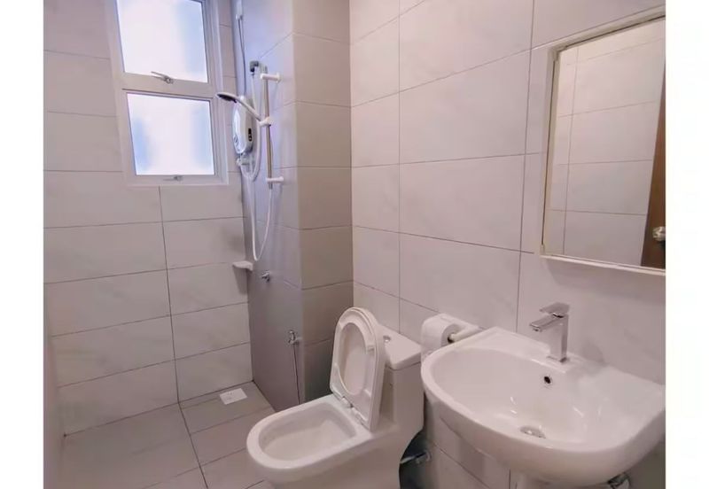 SKS Habitat Apartment, Larkin