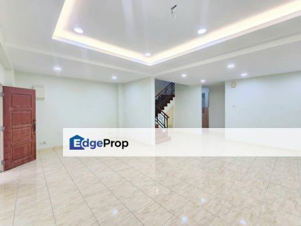 Taman Gaya Pelangi Indah Puteri Wangsa Ulu Tiram Jalan Sasa Double Storey Terrace House For Sale , Johor, Ulu Tiram