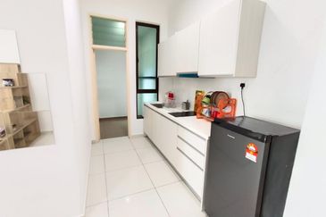 D'Summit Residences @ Kempas Utama