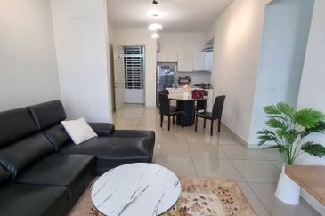 Dedaun Hijau (Greenfield Regency)